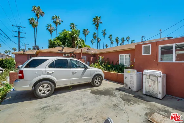 $849,000 | 5417 South Mullen Avenue, Los Angeles, CA 90043