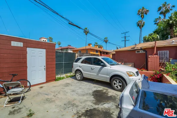 $849,000 | 5417 South Mullen Avenue, Los Angeles, CA 90043