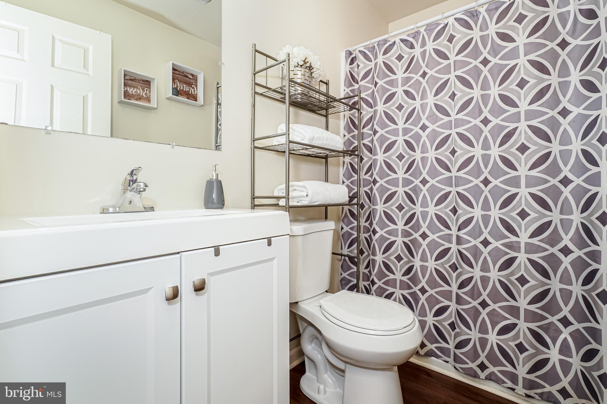 139 Milestone Road Elkton, MD 21921 - Photo 13 of 23 Hall bath on upper level
