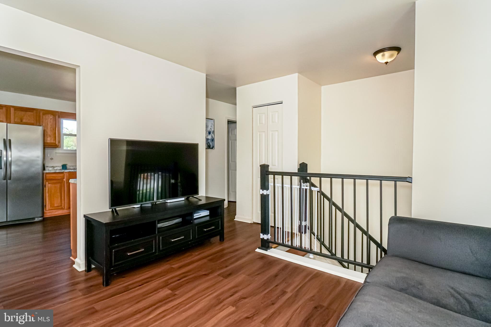 139 Milestone Road Elkton, MD 21921 - Photo 4 of 23 Family room opens to kitchen