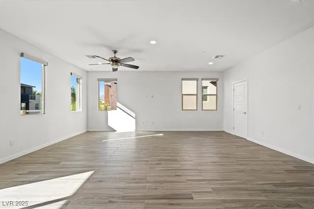 $2,550 | 11303 Kraft Mountain Avenue, Unit 103, Las Vegas, NV 89135