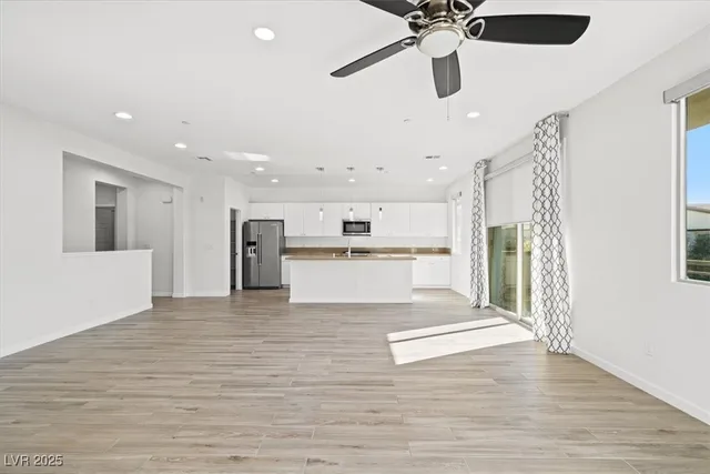 $2,550 | 11303 Kraft Mountain Avenue, Unit 103, Las Vegas, NV 89135