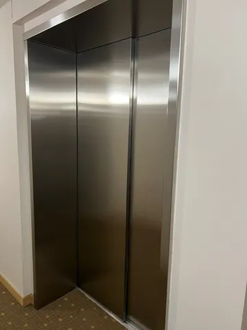 $299,000 | 1720 Maple Avenue, Unit 1170, Evanston, IL 60201