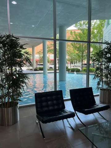 $299,000 | 1720 Maple Avenue, Unit 1170, Evanston, IL 60201