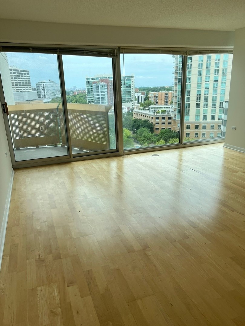 1720 Maple Avenue, Unit 1170 Evanston, IL 60201 - Photo 8 of 36