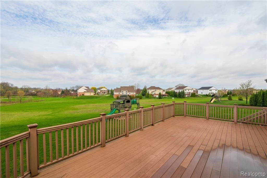 77 Londonderry Lane Rochester, MI 48306 - Photo 43 of 49 44.jpg