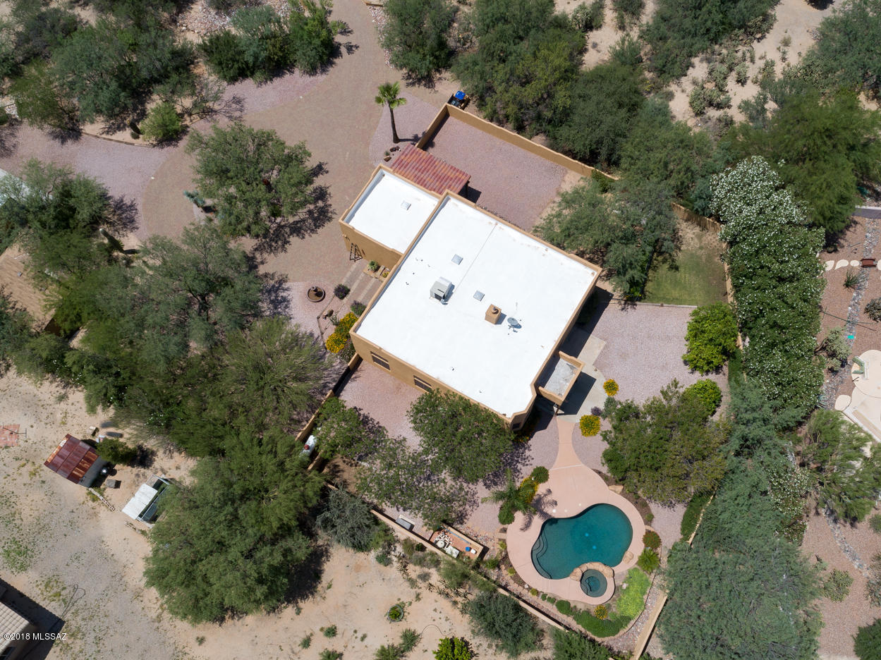 1985 West Moore Road Tucson, AZ 85755 - Photo 36 of 39 Gallery Image 36