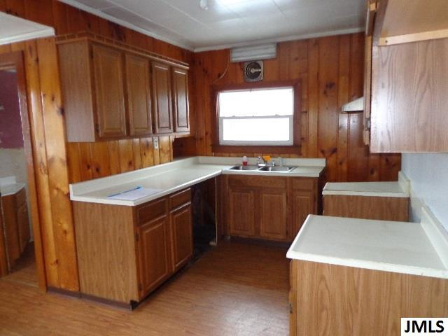 201 Henrietta Street Jackson, MI 49203 - Photo 20 of 24 Photo 20
