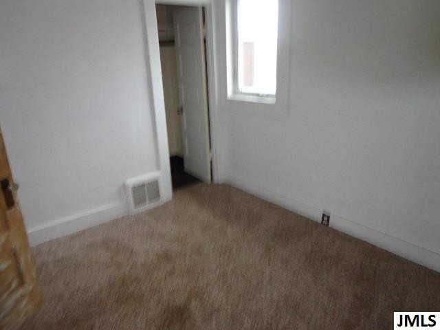 201 Henrietta Street Jackson, MI 49203 - Photo 8 of 24 Photo 8