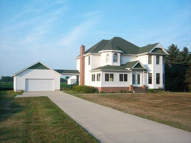 3550 Blue Bush Road Monroe, MI 48162 - Photo 1 of 10 Curb Appeal
