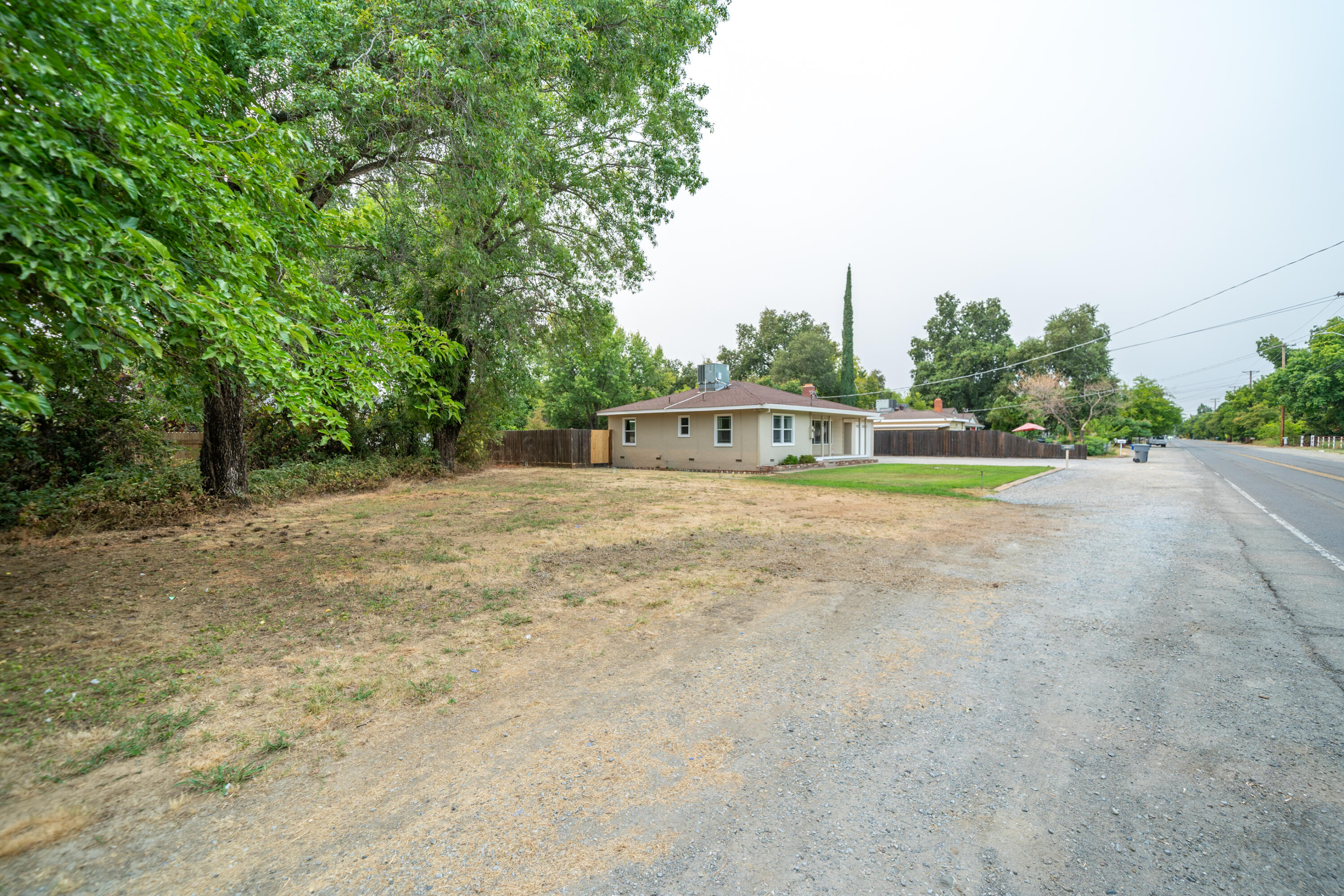 5286 East Bonnyview Road Redding, CA 96001 - Photo 11 of 65 5286 East Bonnyview Rd-11