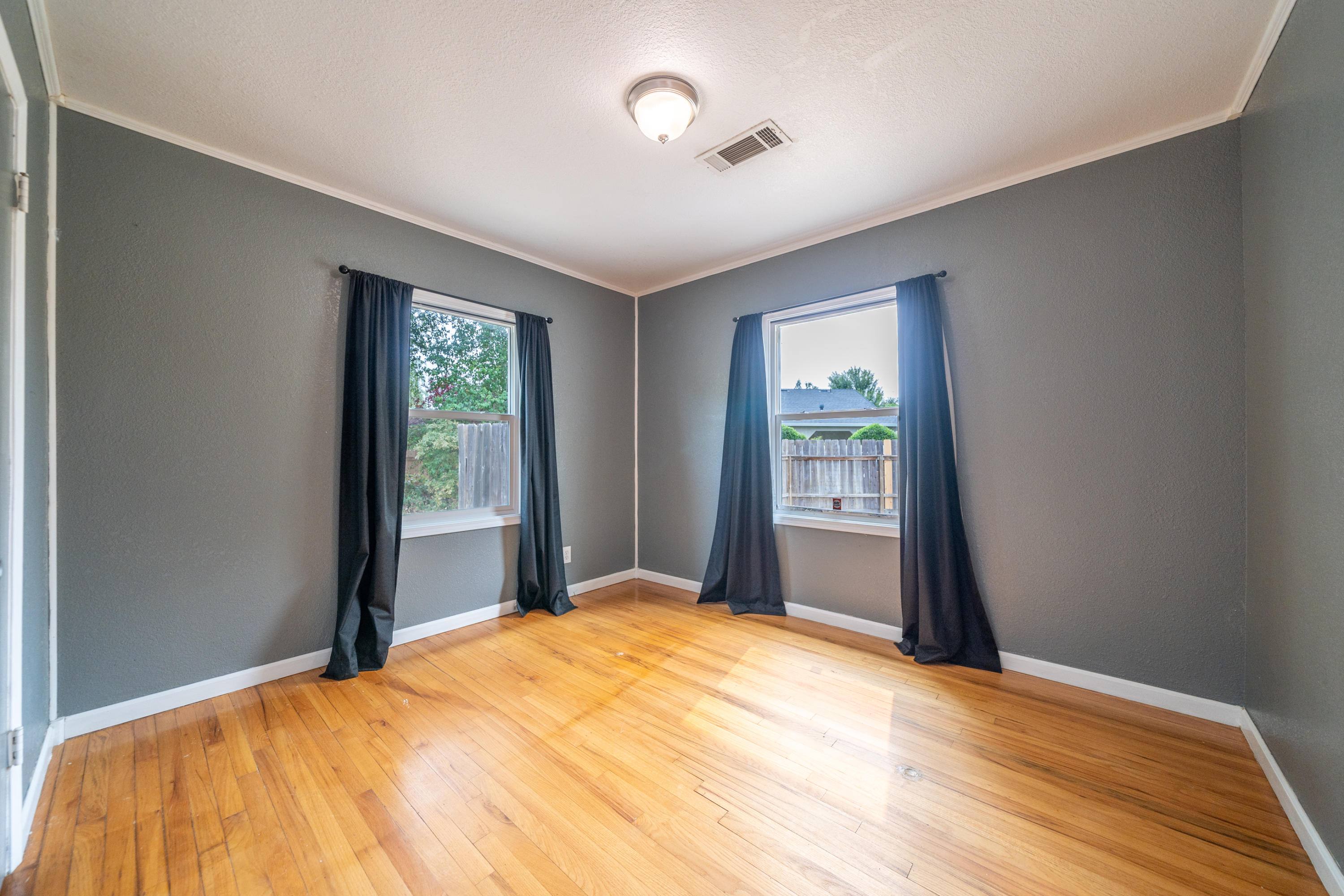 5286 East Bonnyview Road Redding, CA 96001 - Photo 26 of 65 5286 East Bonnyview Rd-26