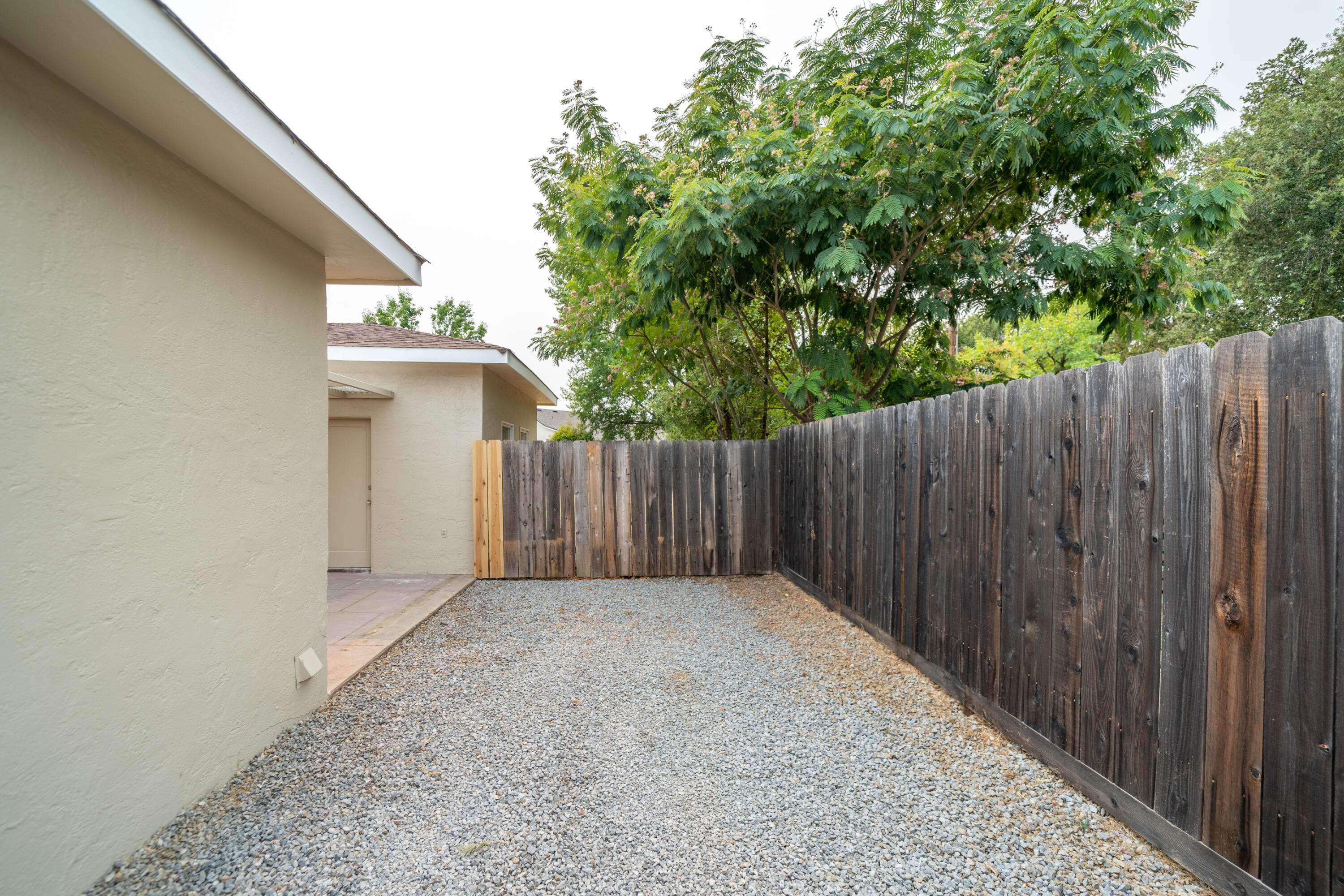 5286 East Bonnyview Road Redding, CA 96001 - Photo 37 of 65 5286 East Bonnyview Rd-37