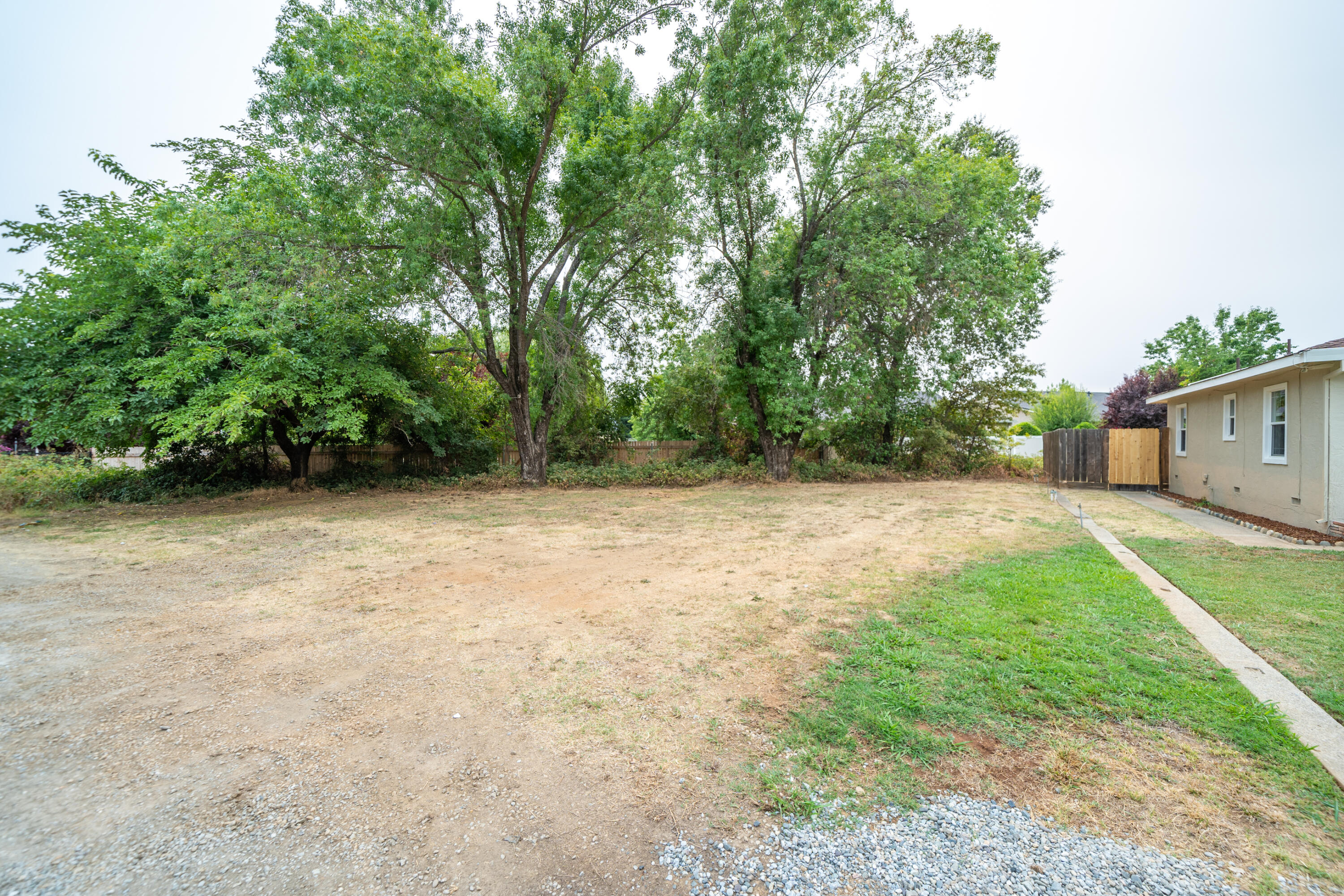 5286 East Bonnyview Road Redding, CA 96001 - Photo 9 of 65 5286 East Bonnyview Rd-9