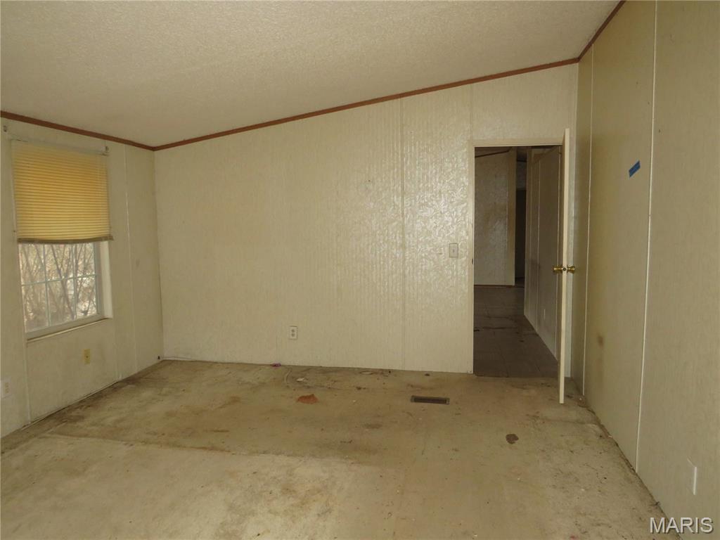 5975 Jakes Prairie Road Cuba, MO 65453 - Photo 12 of 21