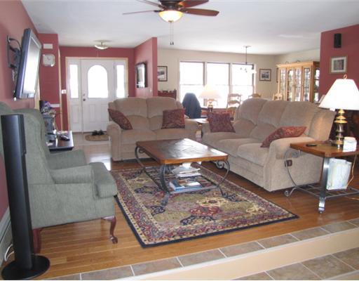 21 Fiddlehead Farm Lane Readfield, ME 04355 - Photo 5 of 15 Living Room.