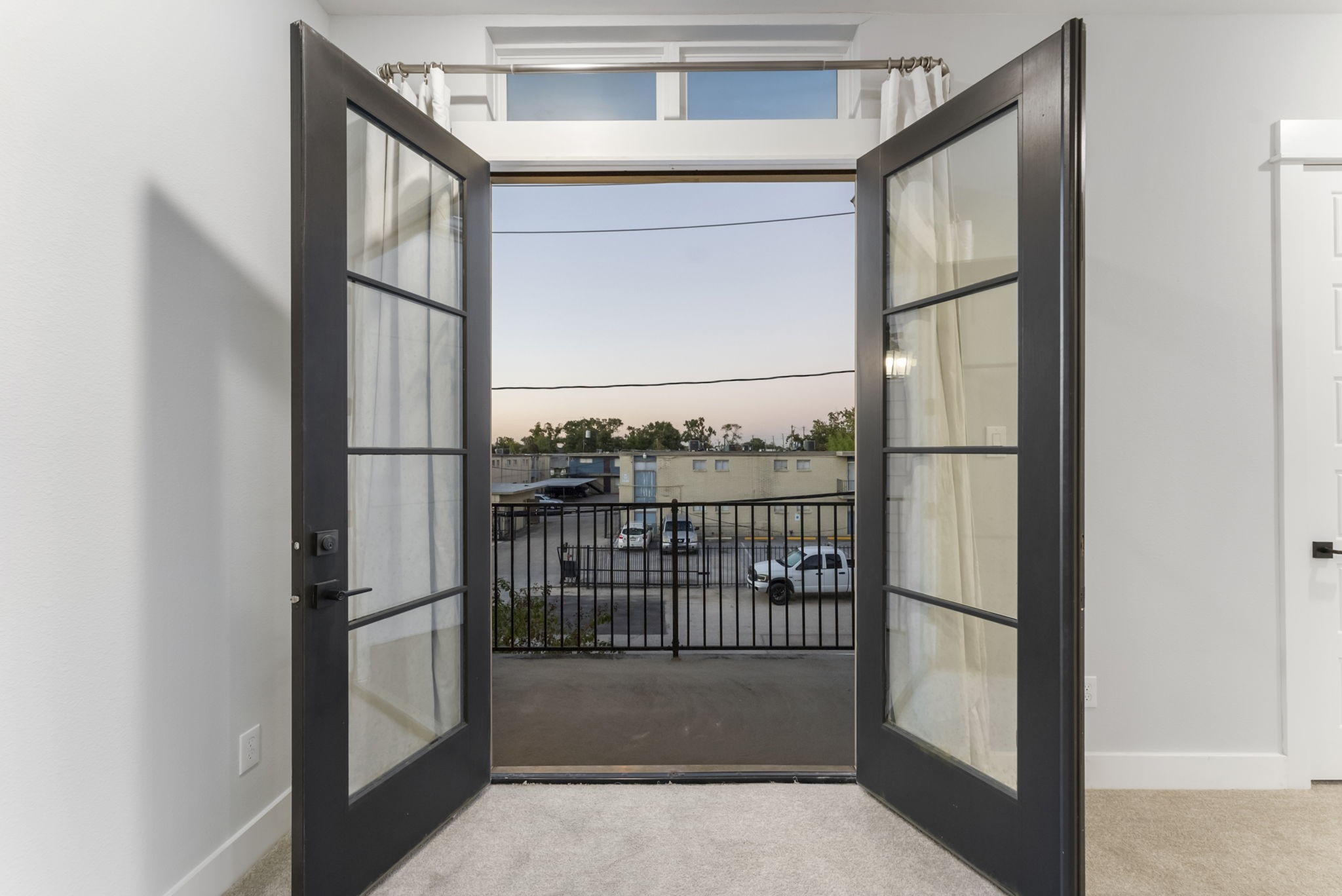 113 Coronado Street Houston, TX 77009 - Photo 21 of 39 a view of entryway