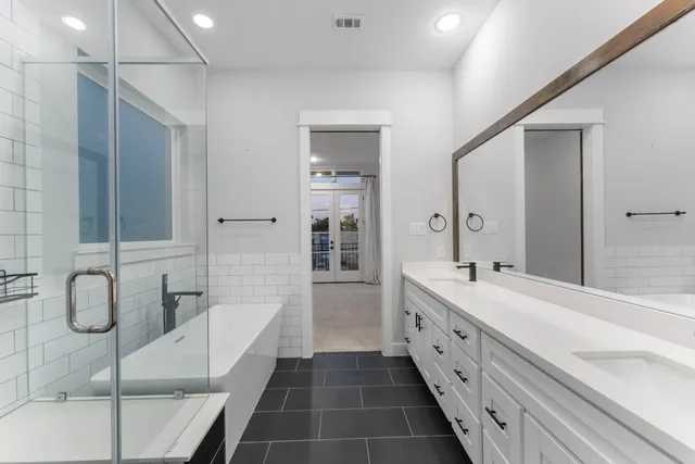 $2,775 | 113 Coronado Street, Houston, TX 77009