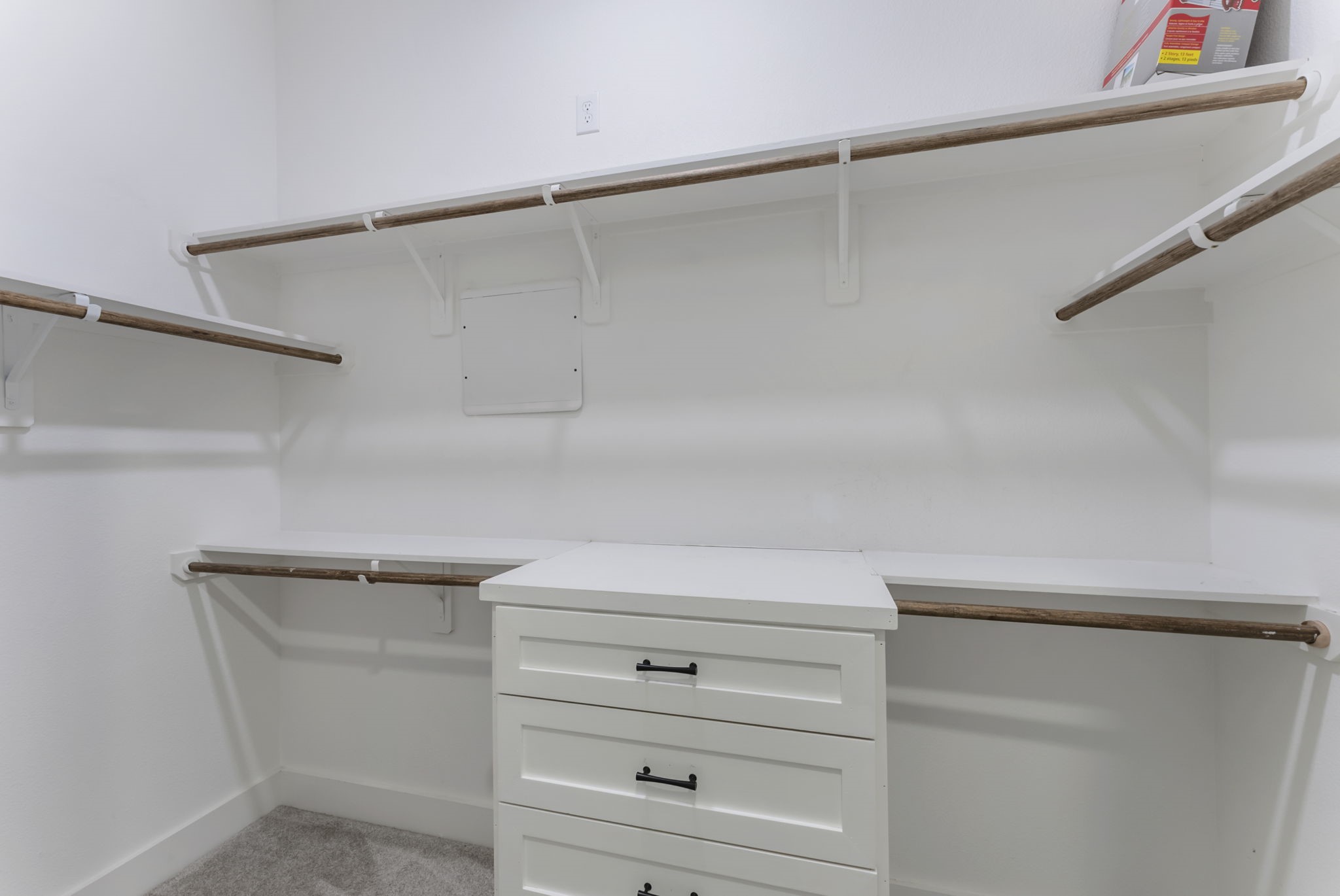 113 Coronado Street Houston, TX 77009 - Photo 29 of 39 a close view of closet