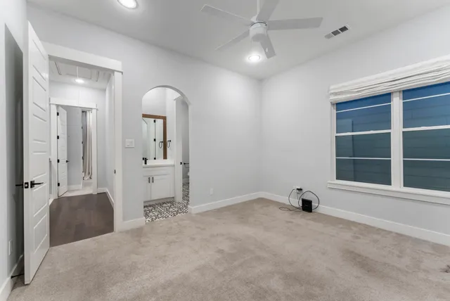 $2,775 | 113 Coronado Street, Houston, TX 77009