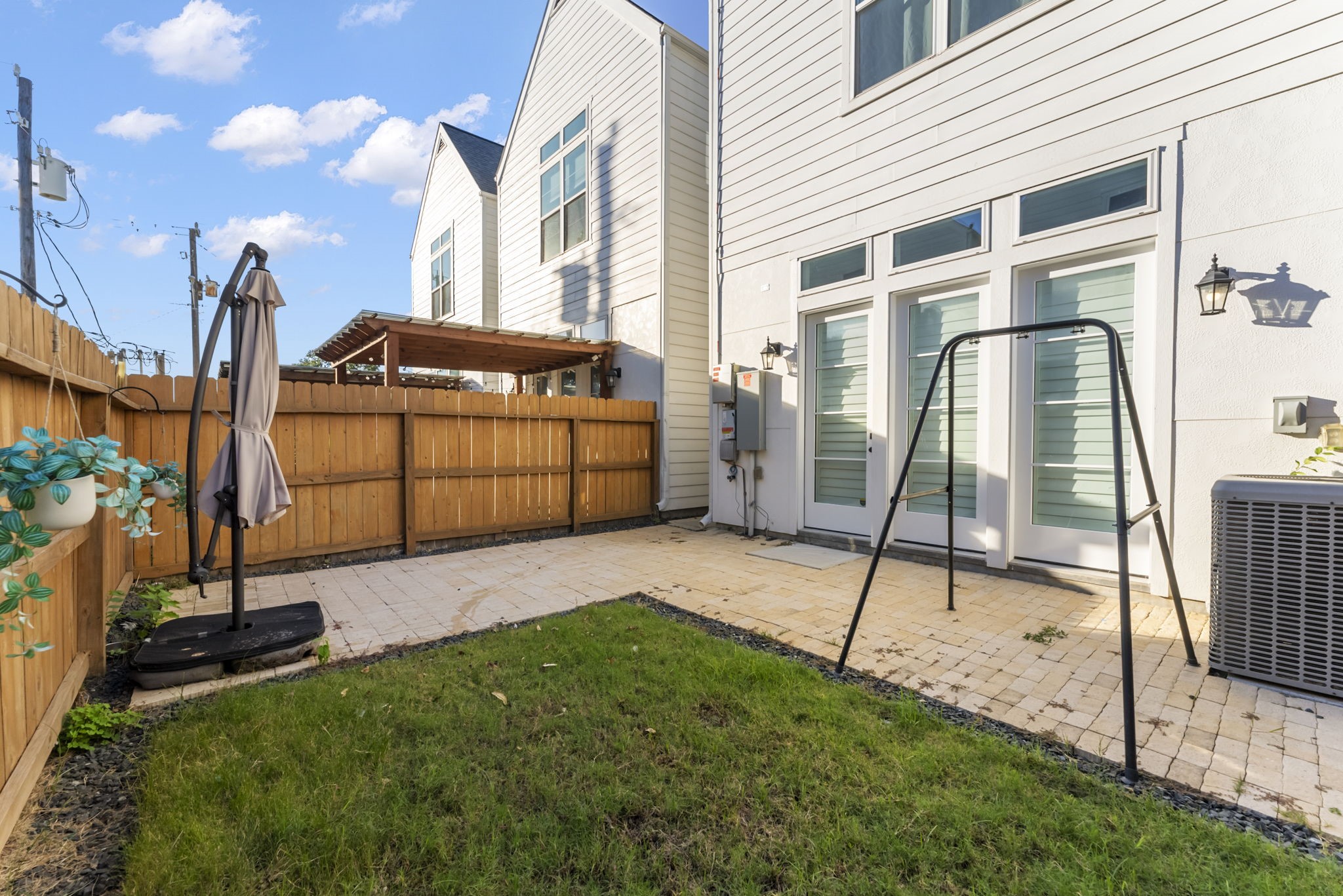 113 Coronado Street Houston, TX 77009 - Photo 37 of 39 a view of backyard with a small cabin