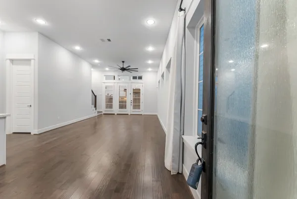 $2,500 | 113 Coronado Street, Houston, TX 77009