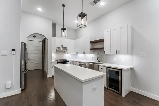 $2,775 | 113 Coronado Street, Houston, TX 77009