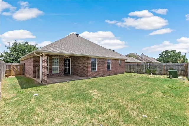$2,200 | 1017 Bougainvillea Street, College Station, TX 77845
