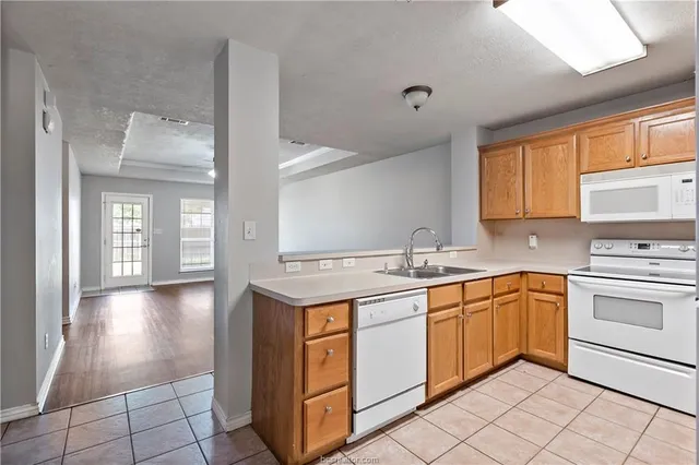 $2,200 | 1017 Bougainvillea Street, College Station, TX 77845