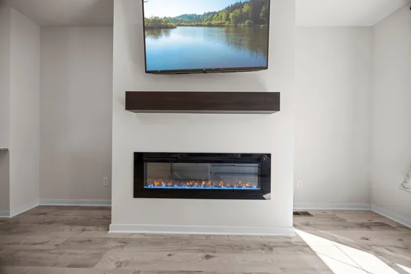 $354,500 | 2230 Gateway Curve, North St. Paul, MN 55109