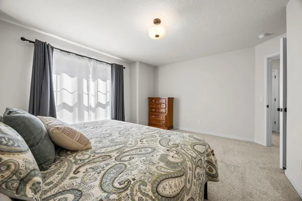 $354,500 | 2230 Gateway Curve, North St. Paul, MN 55109