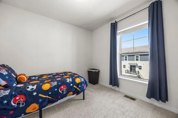 $354,500 | 2230 Gateway Curve, North St. Paul, MN 55109