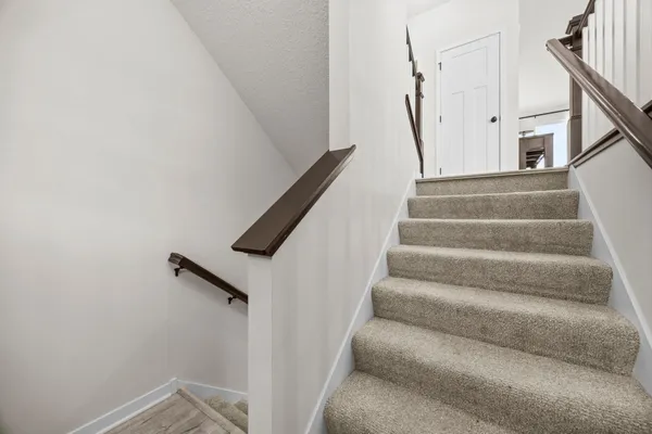 $354,500 | 2230 Gateway Curve, North St. Paul, MN 55109