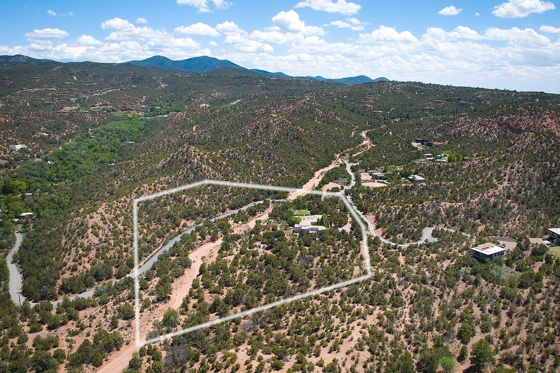 37 Rancho Escondido Santa Fe, NM 87506 - Photo 33 of 36