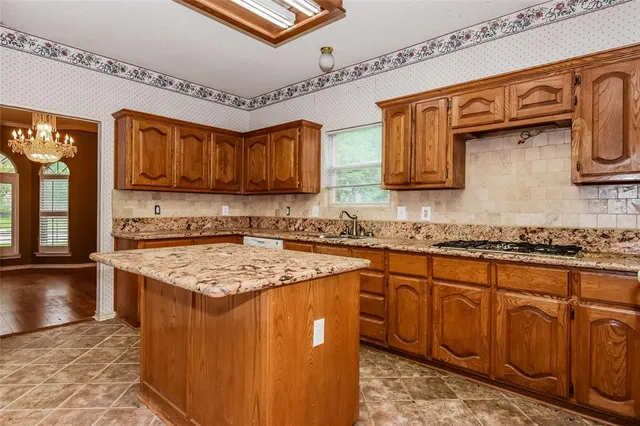 $371,200 | 4005 Cavalier Drive, Rowlett, TX 75088