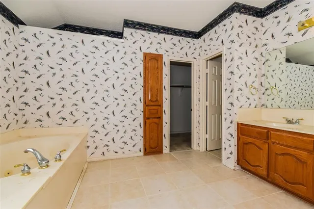 $371,200 | 4005 Cavalier Drive, Rowlett, TX 75088