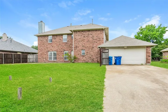 $371,200 | 4005 Cavalier Drive, Rowlett, TX 75088