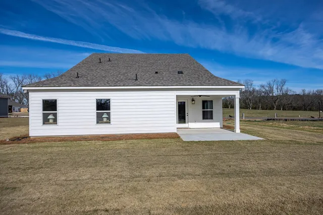 $394,999 | 124 Chinaberry Street, Pine Mountain, GA 31822