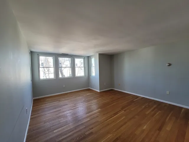 $3,950 | 218 Thorndike Street, Unit 301, Cambridge, MA 02141