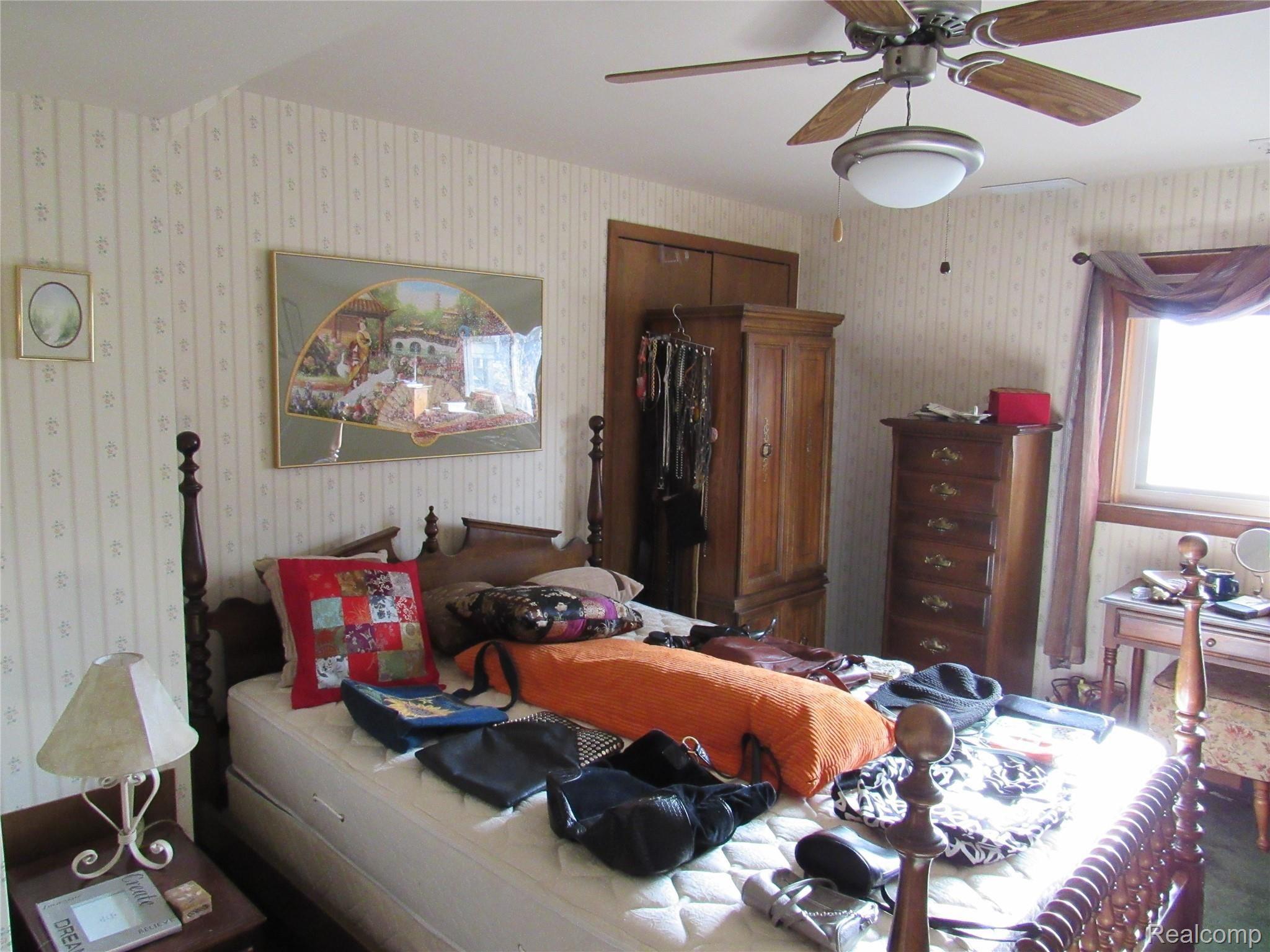 10366 Potter Road Flushing, MI 48433 - Photo 12 of 18 IMG_2495.JPG