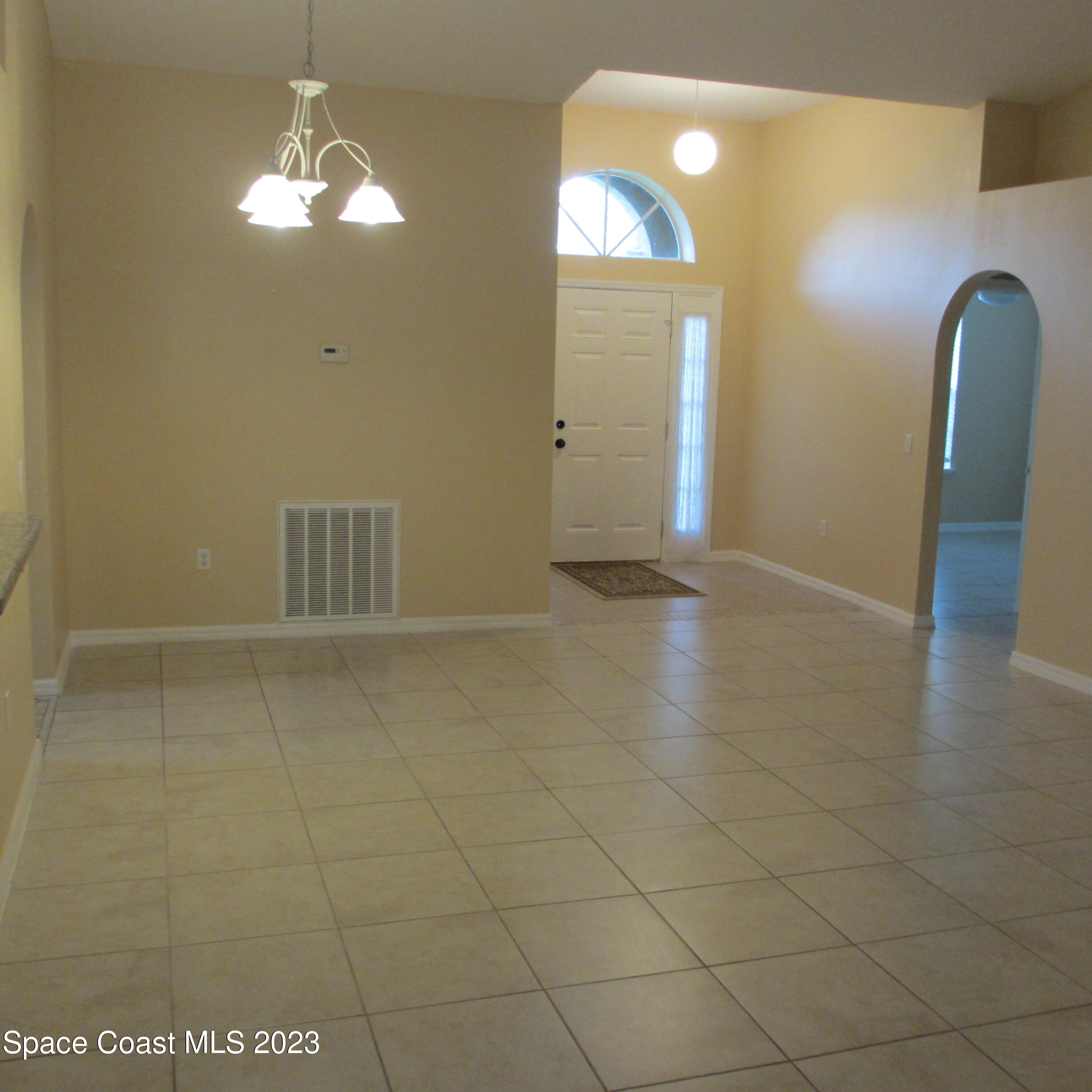 1925 Canopy Drive Melbourne, FL 32935 - Photo 5 of 17 a view of a bathroom