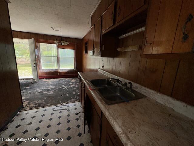 276 Silver Spur Road East Cairo, NY 12413 - Photo 10 of 12 Kitchen & Eat in Area