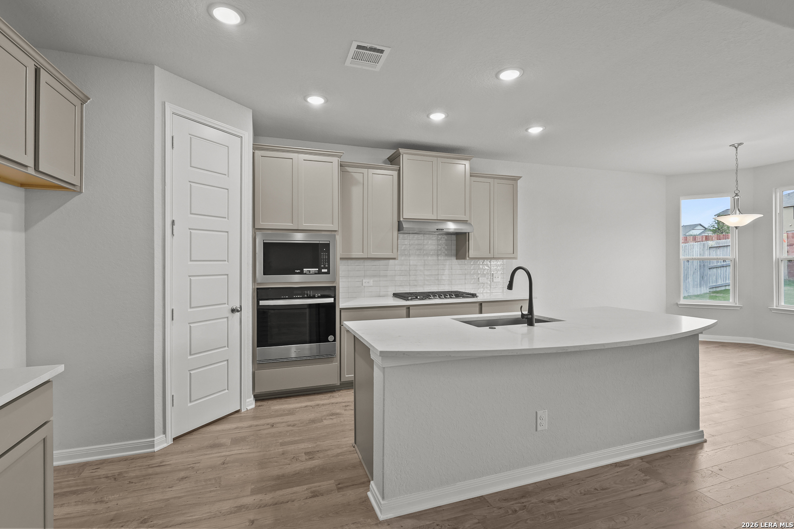 303 Canton Chase Cibolo, TX 78108 - Photo 13 of 38