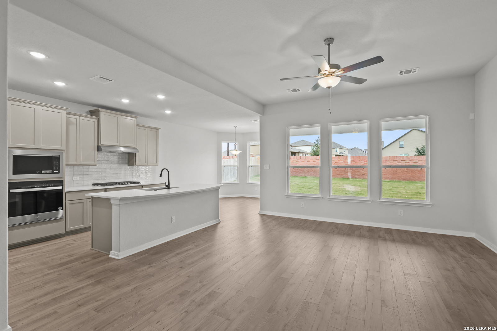 303 Canton Chase Cibolo, TX 78108 - Photo 10 of 38