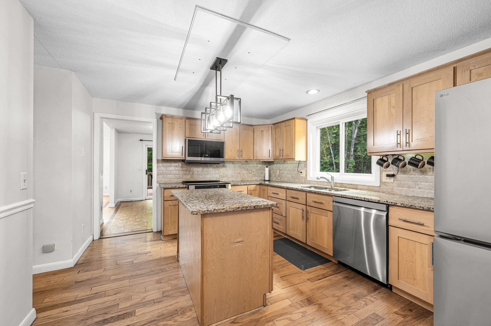 72 Mountain View Drive Belchertown, MA 01007 - Photo 17 of 40 Gallery Image 17