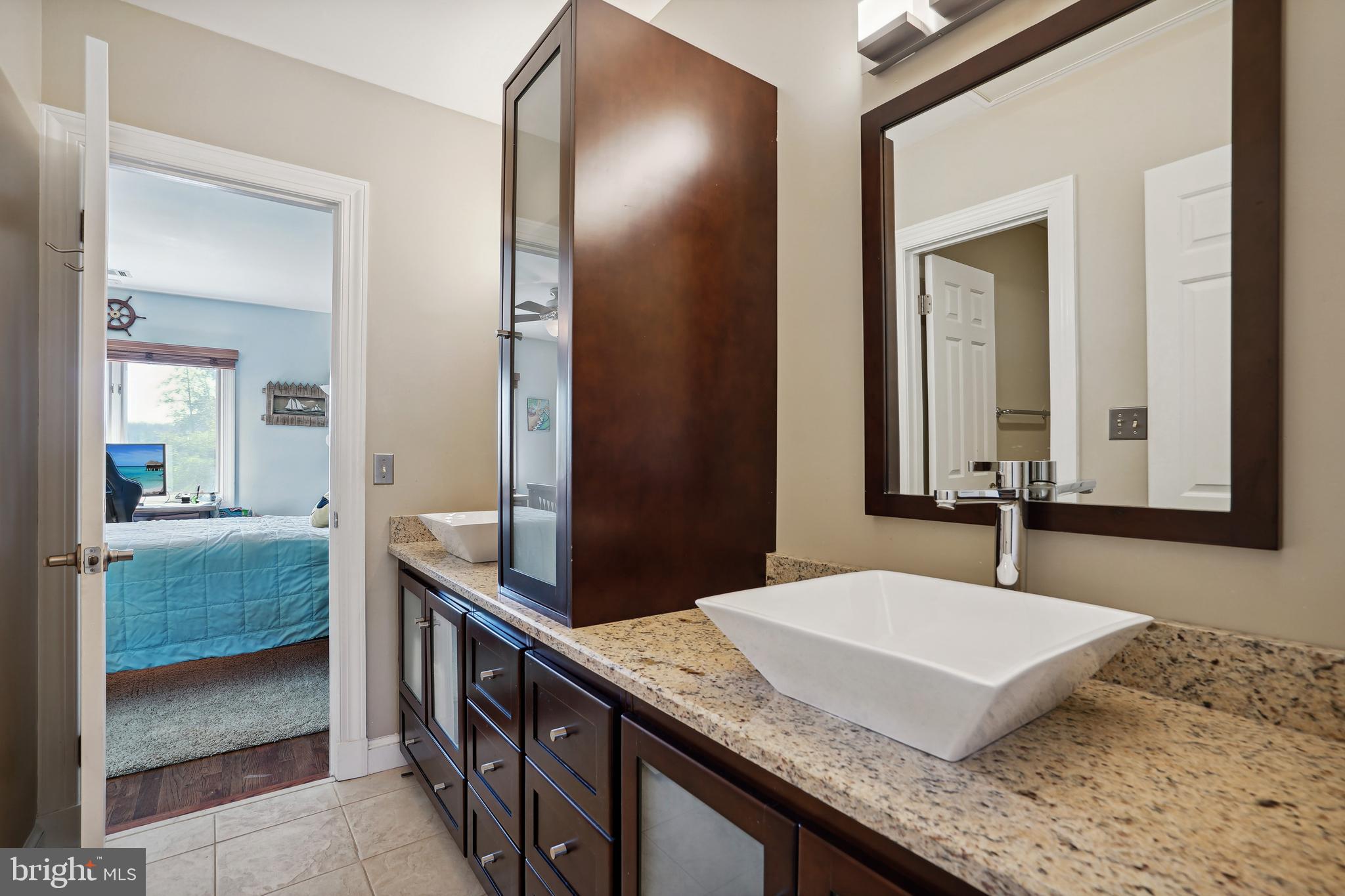 8611 Split Oak Circle Bethesda, MD 20817 - Photo 37 of 60 Buddy Bathroom