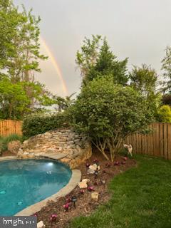 8611 Split Oak Circle Bethesda, MD 20817 - Photo 57 of 60