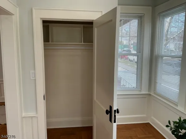 $2,600 | 176 Weequahic Avenue, Unit 1, Newark, NJ 07112