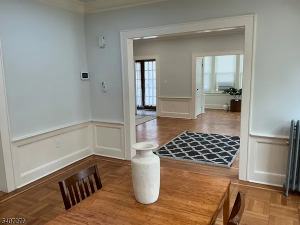 $2,600 | 176 Weequahic Avenue, Unit 1, Newark, NJ 07112