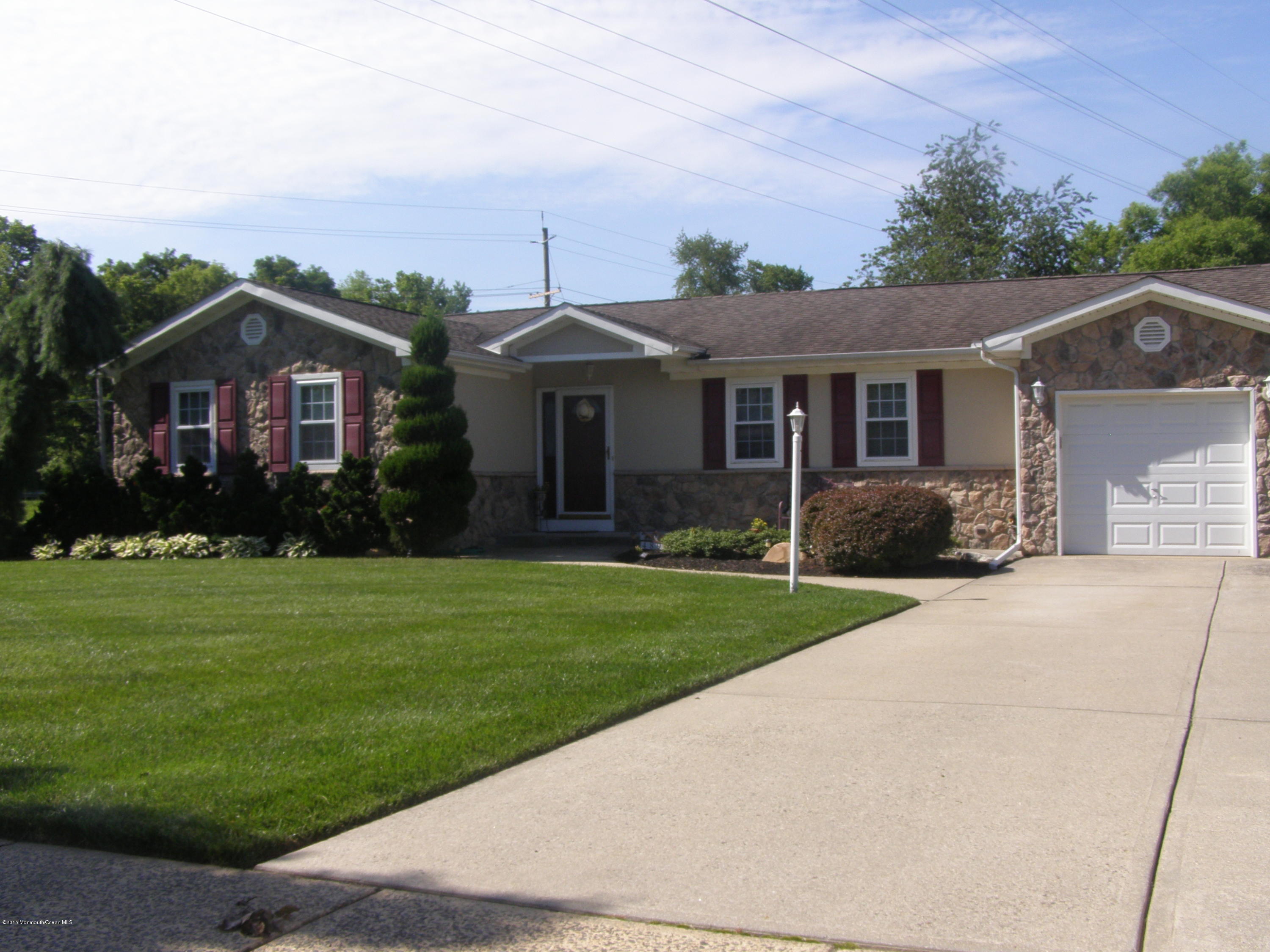 489 Flock Road Trenton, NJ 08619 - Photo 1 of 33 P6242135
